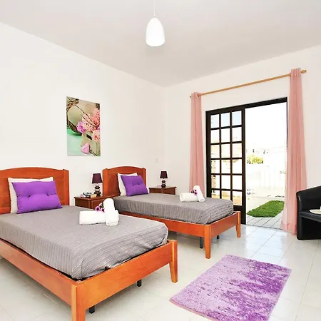 Holiday Home In Gale With Pool Near Beaches * Албуфейра